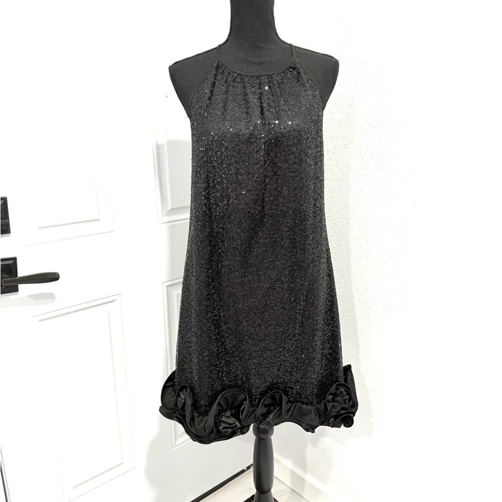 long black lace dress Unique Vintage & Nude Lining Flutter Sleeve Gown springflashsale1 Size:2.5 Draped Corset Maxi Dress This bodycon gown features